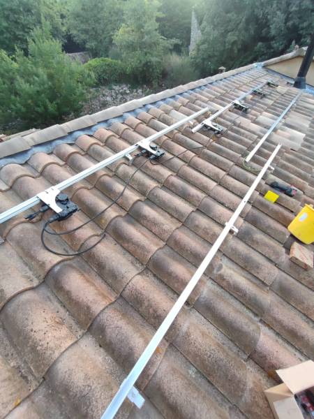 Installation d’un kit photovoltaïque 3 kW à La Capelle-et-Masmolène, proche d’Uzès : un projet solaire local